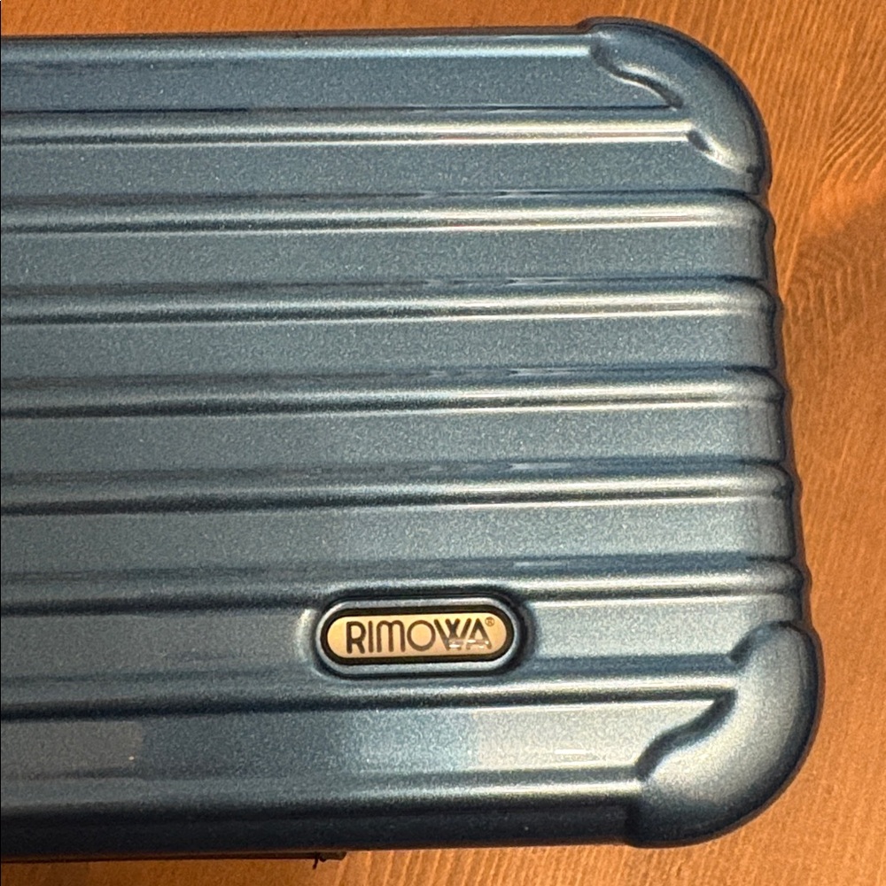 Rimowa Brown skyblue Hard shell cosmetic bag